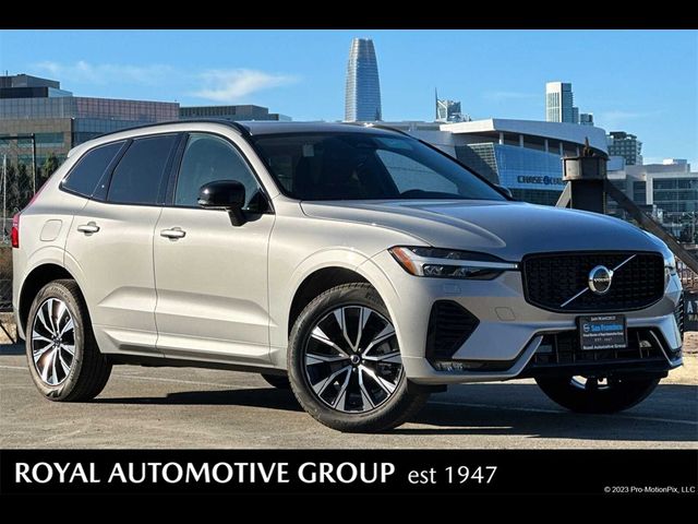 2025 Volvo XC60 Core