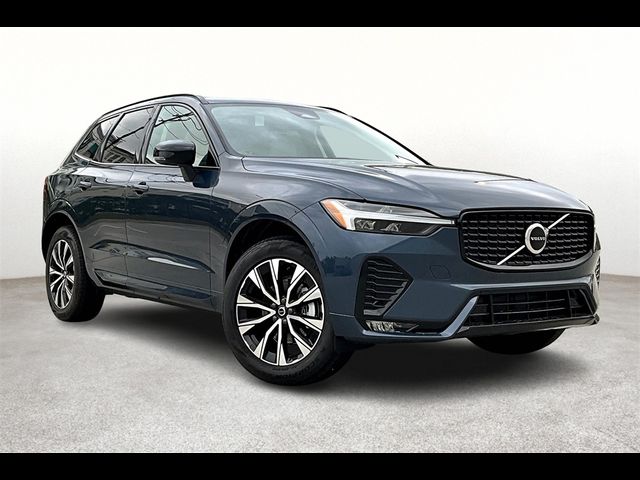 2025 Volvo XC60 Core