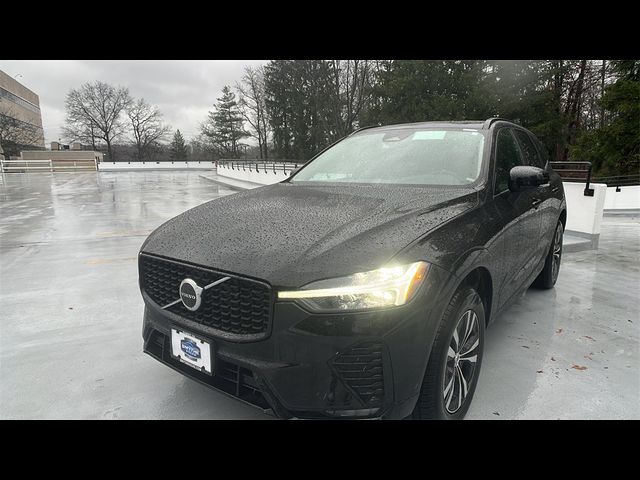 2025 Volvo XC60 Core