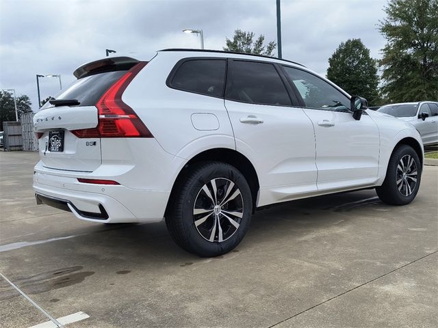 2025 Volvo XC60 Core