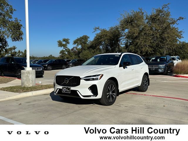 2025 Volvo XC60 Core