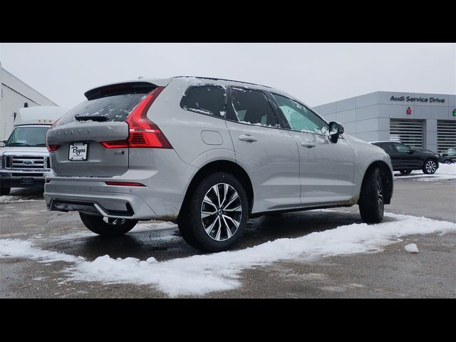 2025 Volvo XC60 Core