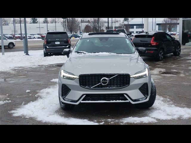 2025 Volvo XC60 Core