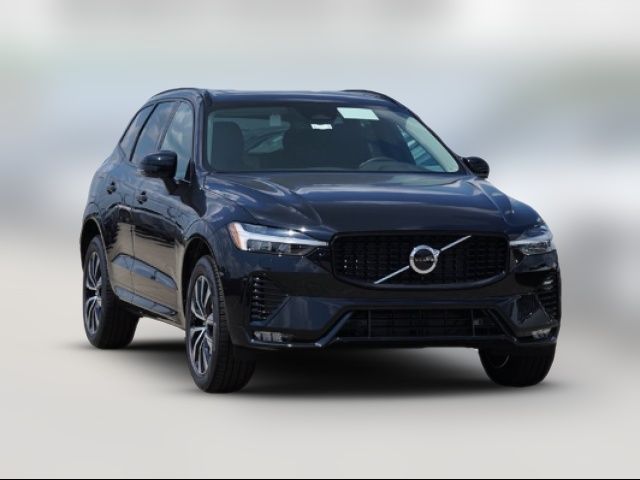 2025 Volvo XC60 Core