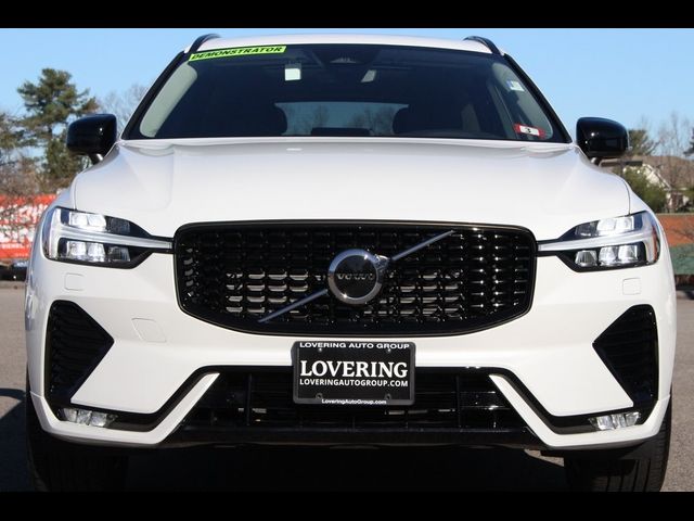 2025 Volvo XC60 Core