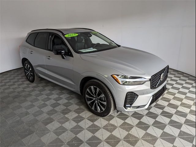 2025 Volvo XC60 Core