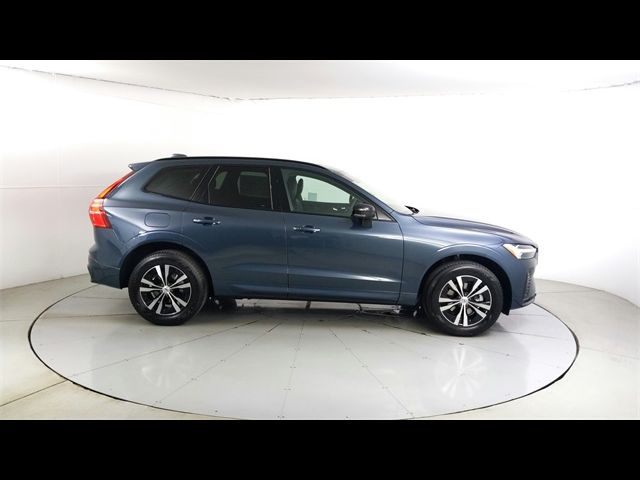 2025 Volvo XC60 Core