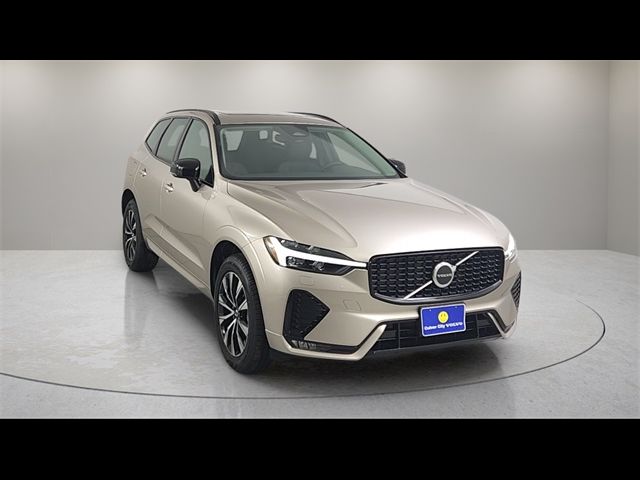 2025 Volvo XC60 Core