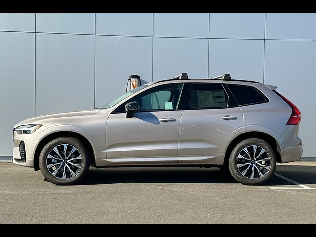 2025 Volvo XC60 Core