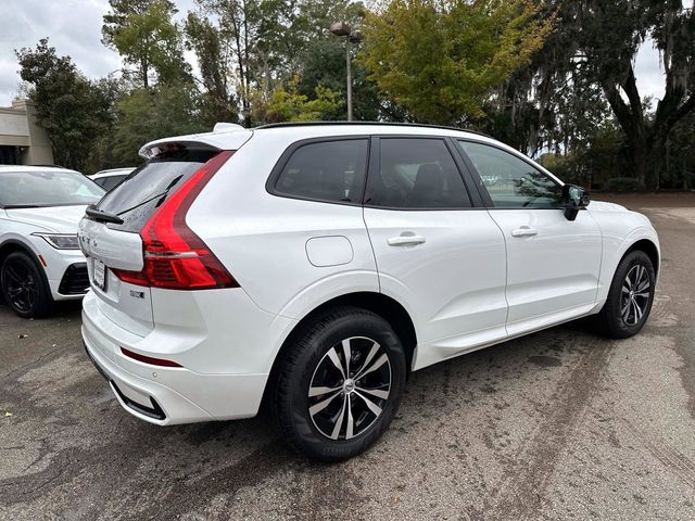 2025 Volvo XC60 Core