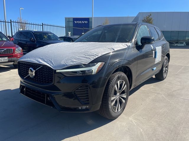 2025 Volvo XC60 Core