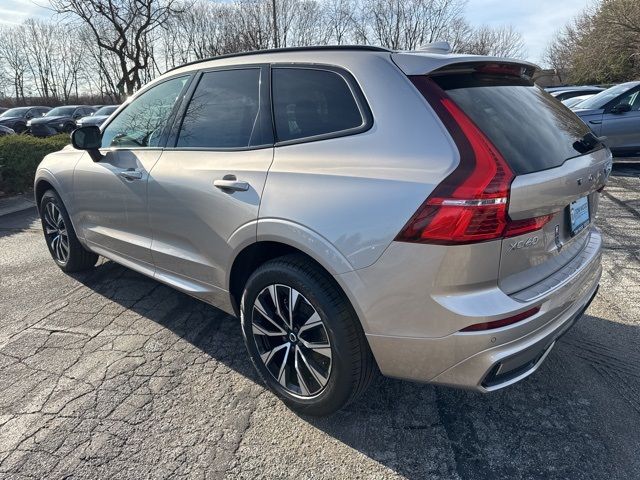 2025 Volvo XC60 Core