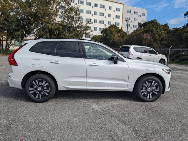 2025 Volvo XC60 Core