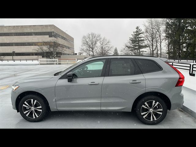 2025 Volvo XC60 Core