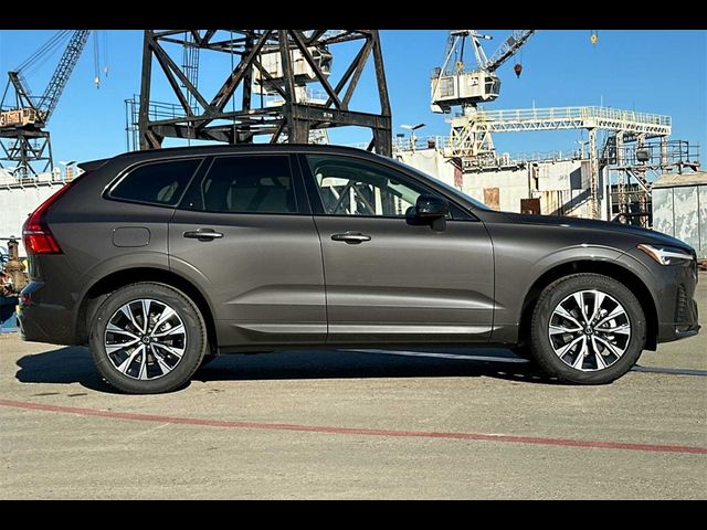 2025 Volvo XC60 Core