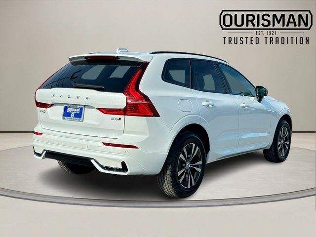 2025 Volvo XC60 Core