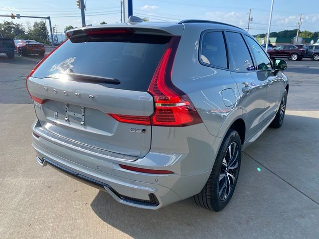 2025 Volvo XC60 Core