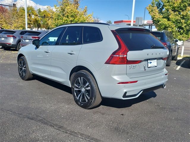 2025 Volvo XC60 Core