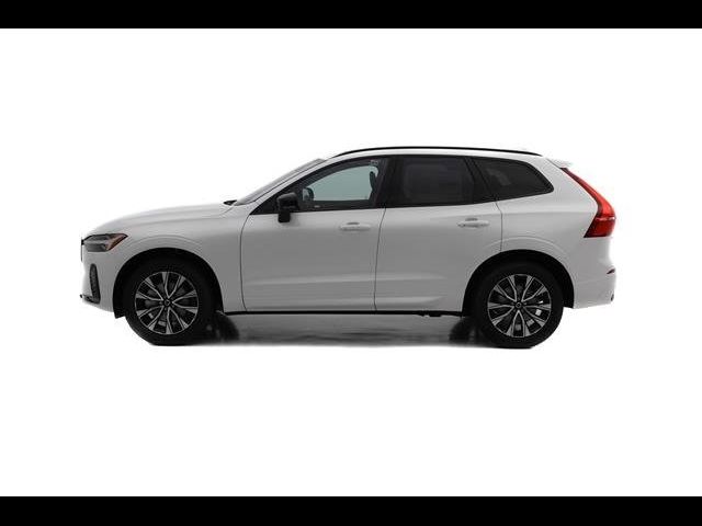 2025 Volvo XC60 Core