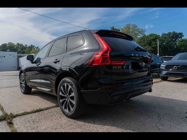 2025 Volvo XC60 Core