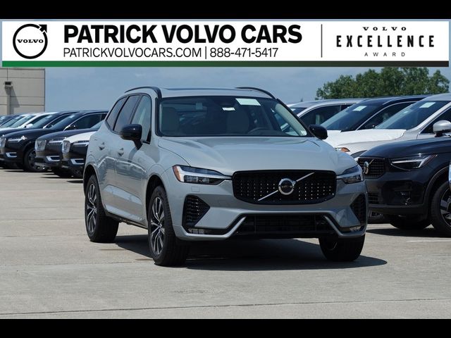 2025 Volvo XC60 Core