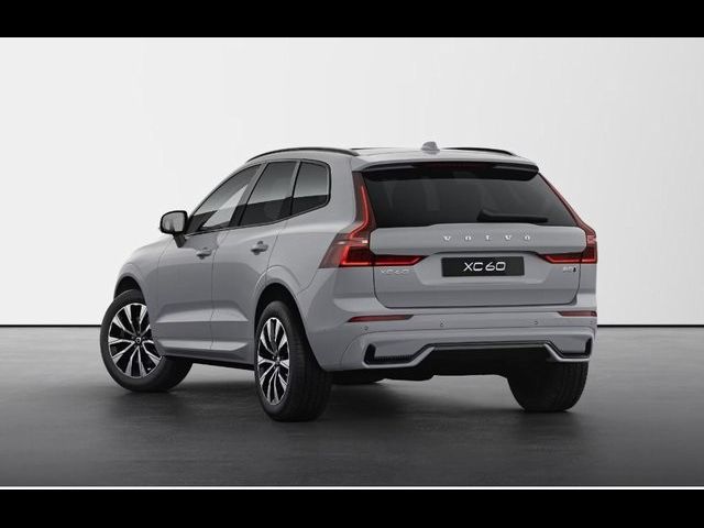 2025 Volvo XC60 Core