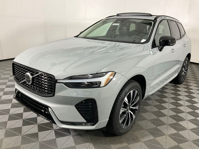 2025 Volvo XC60 Core