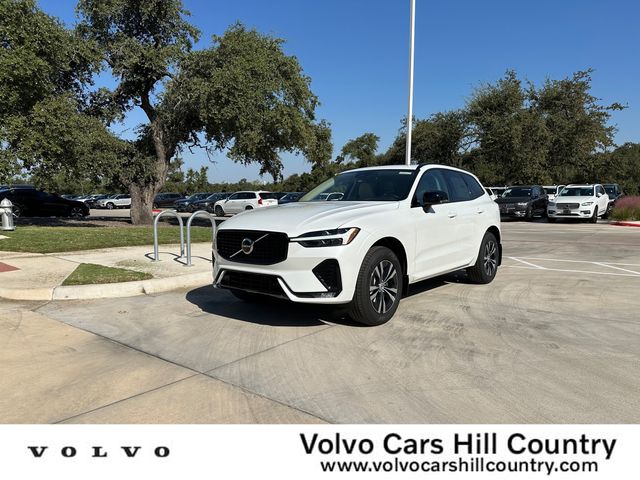 2025 Volvo XC60 Core