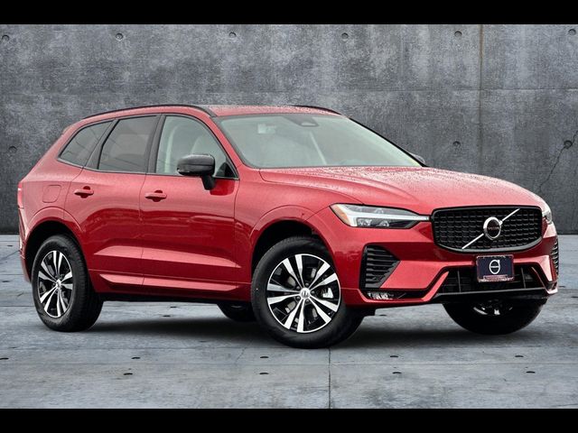 2025 Volvo XC60 Core