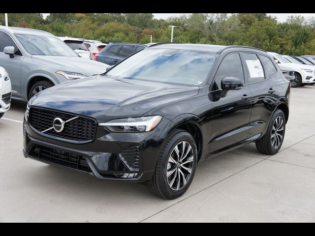 2025 Volvo XC60 Core