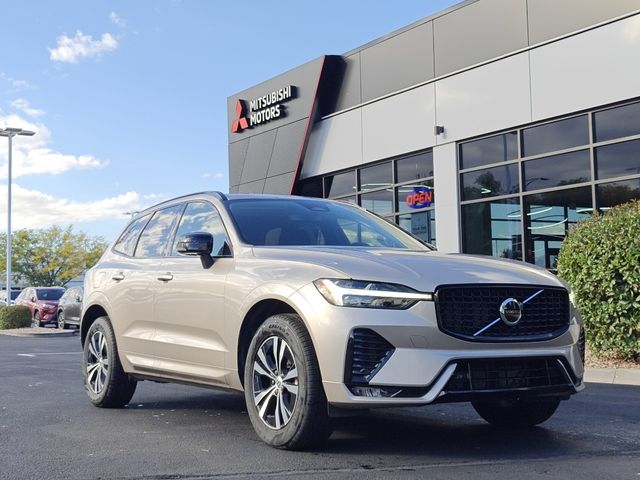 2025 Volvo XC60 Core