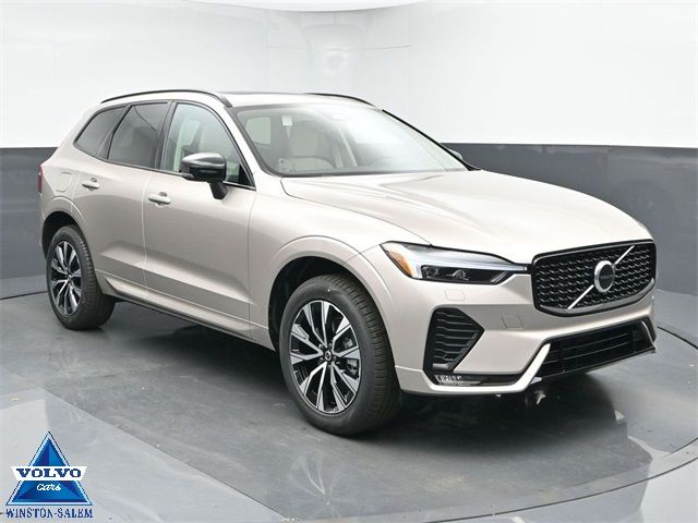 2025 Volvo XC60 Core