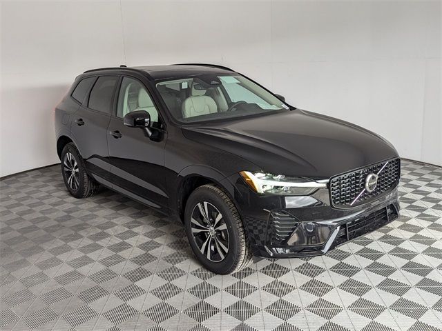 2025 Volvo XC60 Core