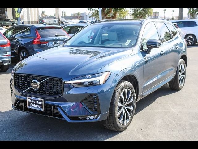 2025 Volvo XC60 Core