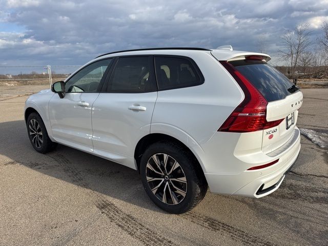 2025 Volvo XC60 Core