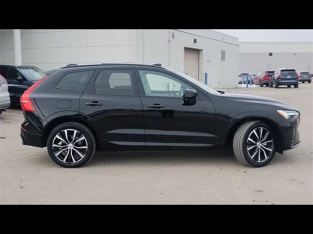 2025 Volvo XC60 Plus