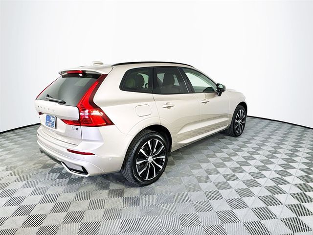 2025 Volvo XC60 Plus