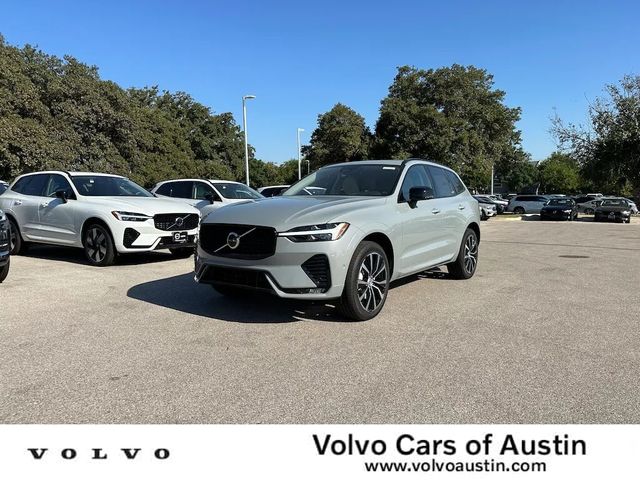 2025 Volvo XC60 Plus