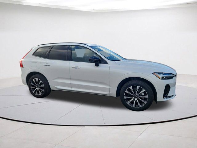 2025 Volvo XC60 Plus