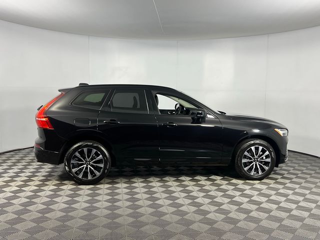 2025 Volvo XC60 Plus