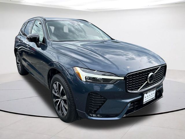2025 Volvo XC60 Plus