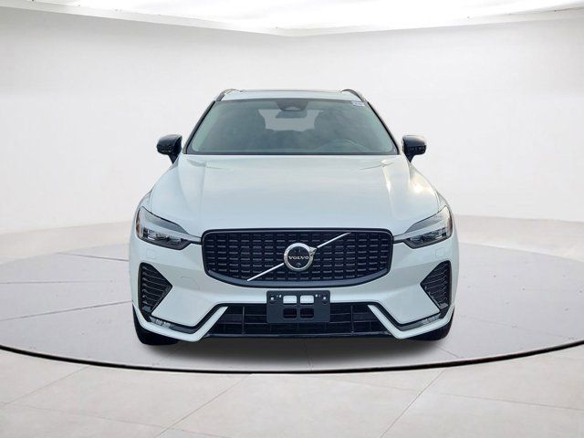 2025 Volvo XC60 Plus