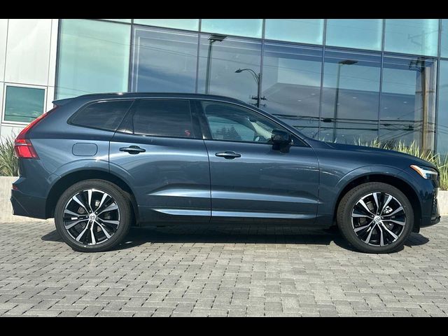 2025 Volvo XC60 Plus