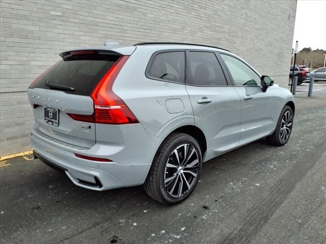 2025 Volvo XC60 Plus