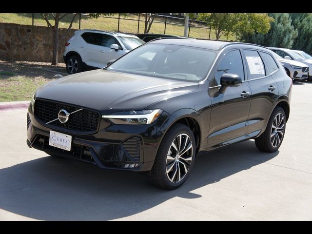 2025 Volvo XC60 Plus