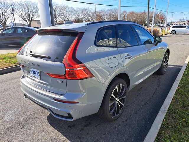 2025 Volvo XC60 Plus