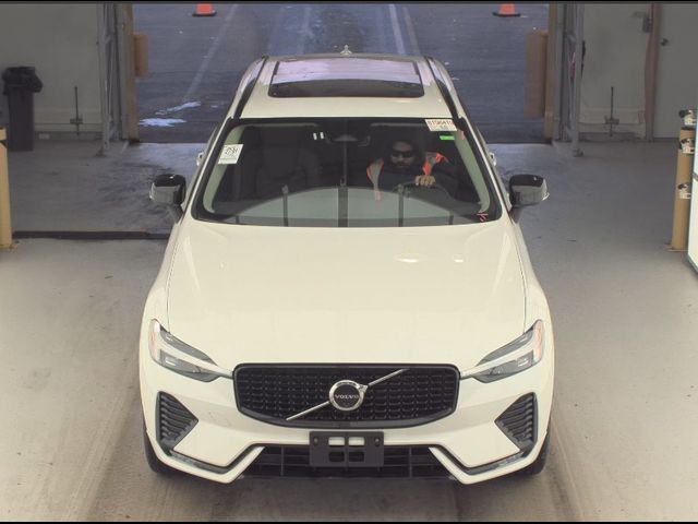 2025 Volvo XC60 Plus