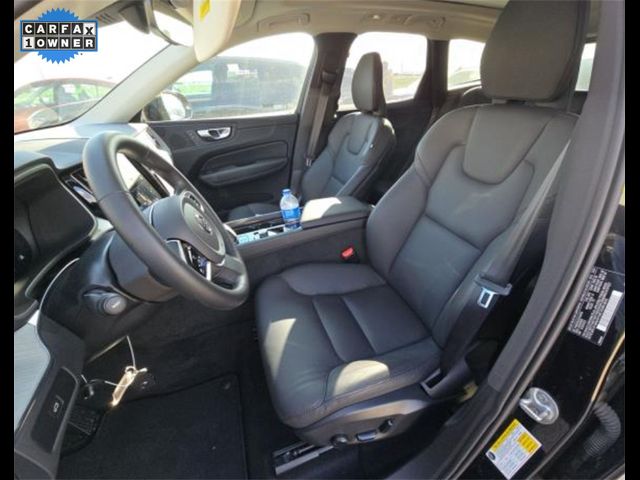 2025 Volvo XC60 Plus