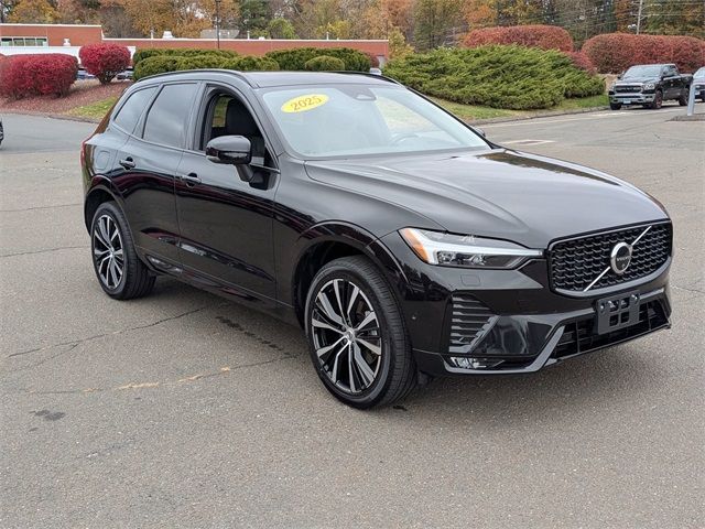 2025 Volvo XC60 Plus