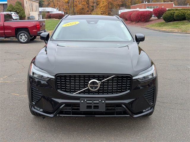 2025 Volvo XC60 Plus